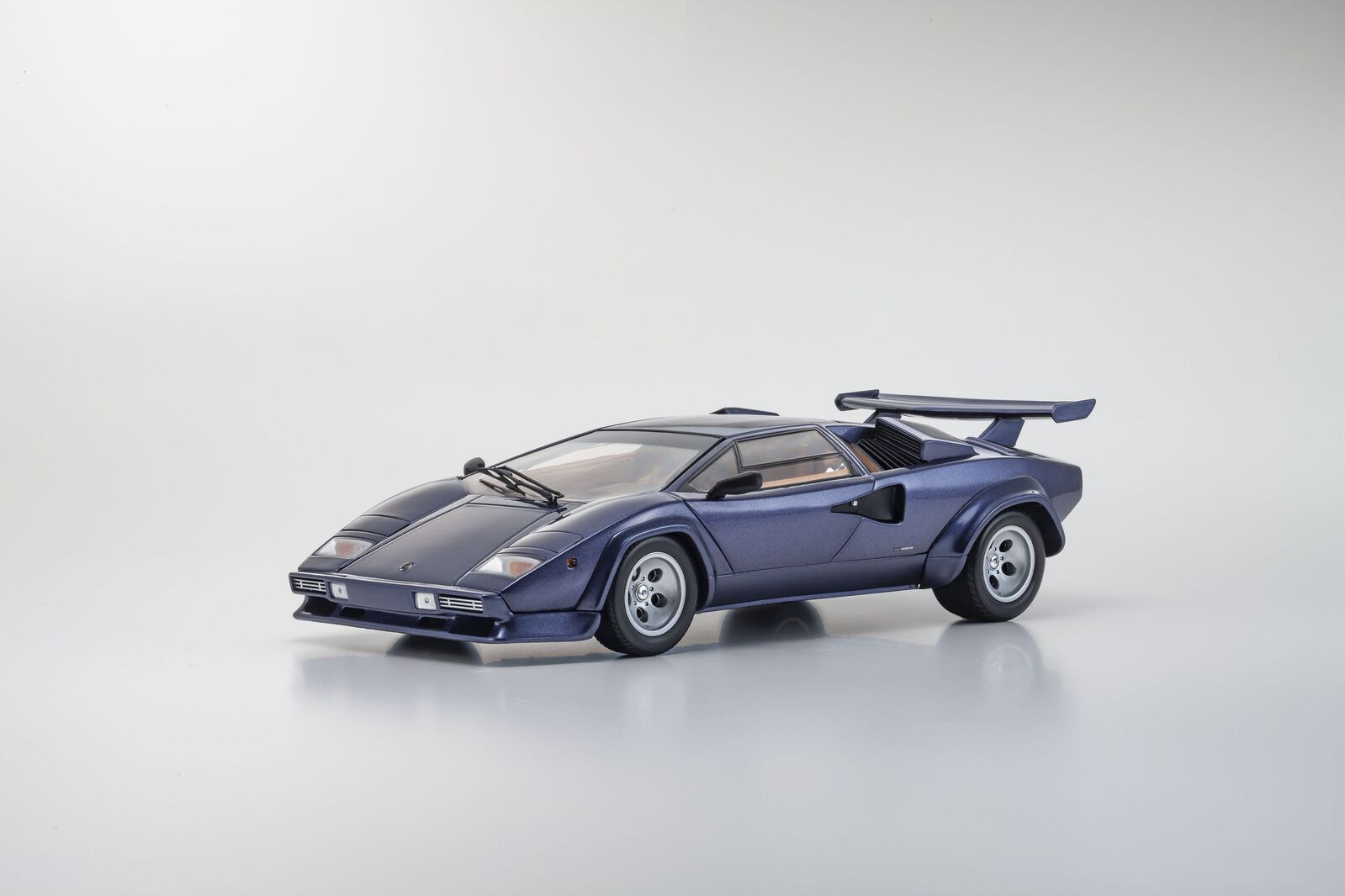 Kyosho 1/18 Lamborghini Countach LP 5000 Quattrovalvole -Dark Blue Metallic- Diecast Model Car