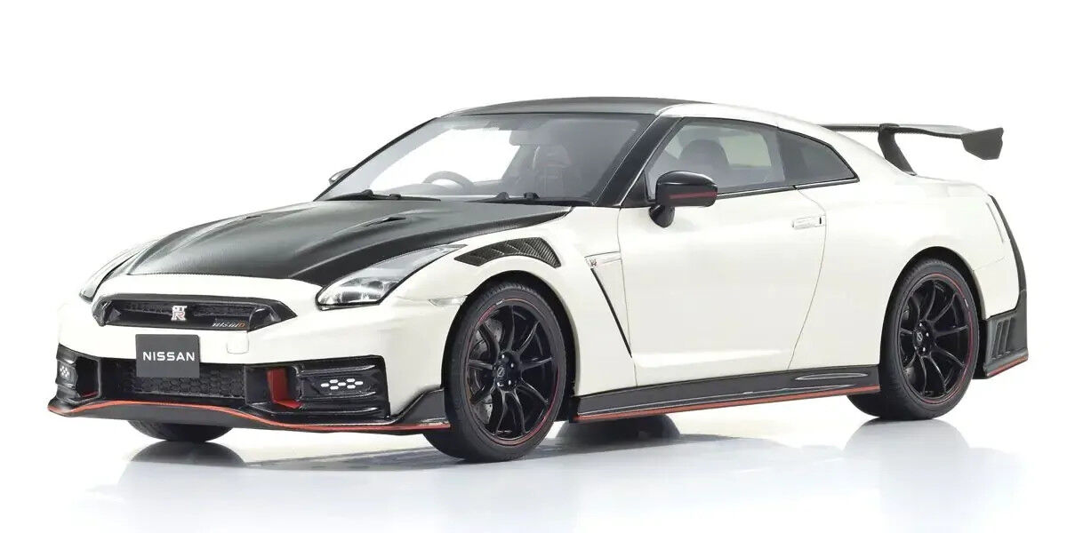 Kyosho 1/18 Nissan GT-R NISMO 2024 Special Edition White Pearl Resin Model Car