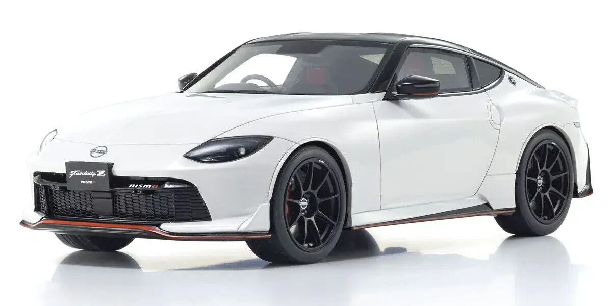 Kyosho 1/18 Nissan Fairlady Z NISMO White Pearl Resin Model Car
