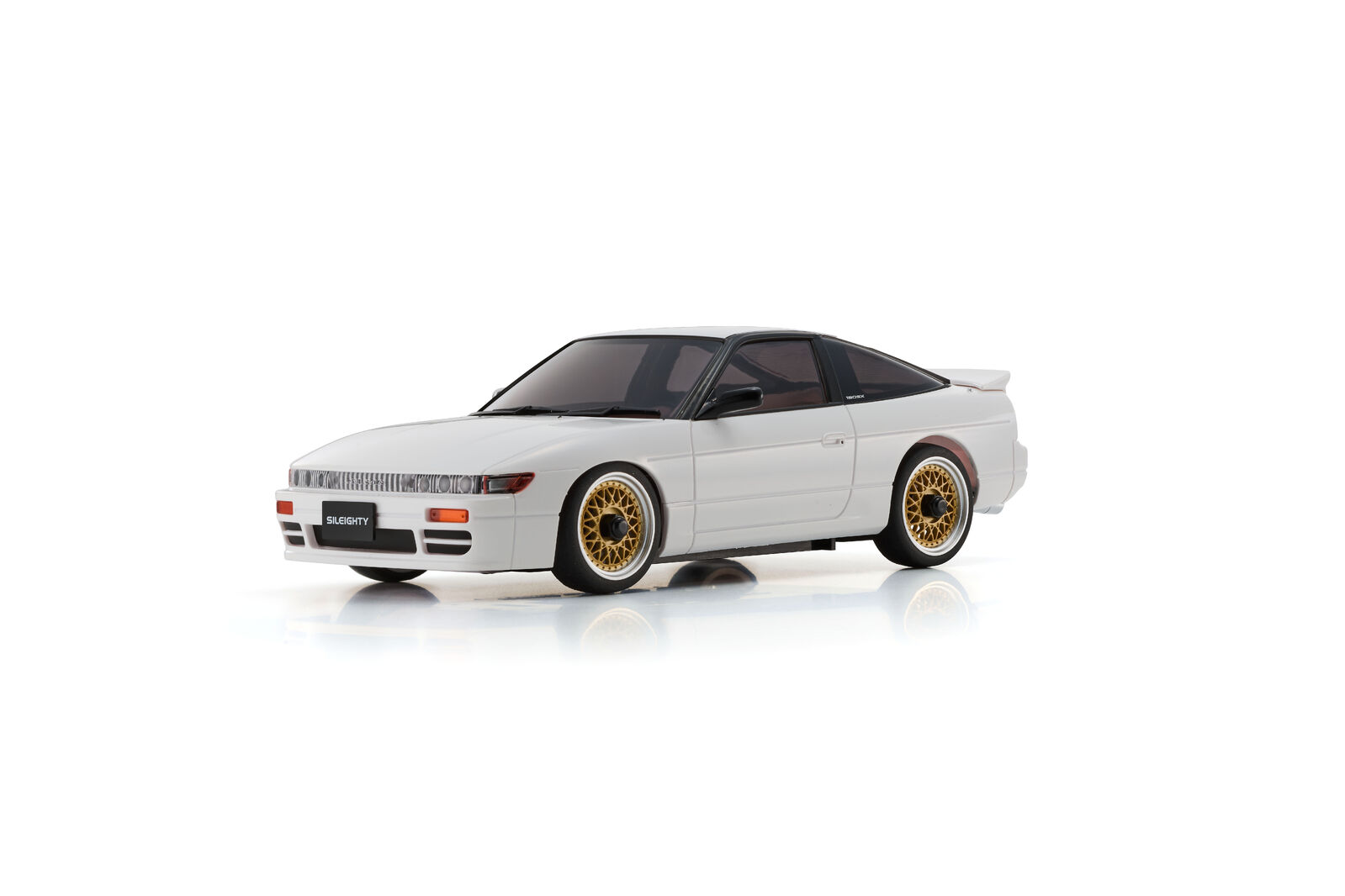 Kyosho Mini-Z Nissan Sileighty White AWD MA-020 Readyset KYO-32660W
