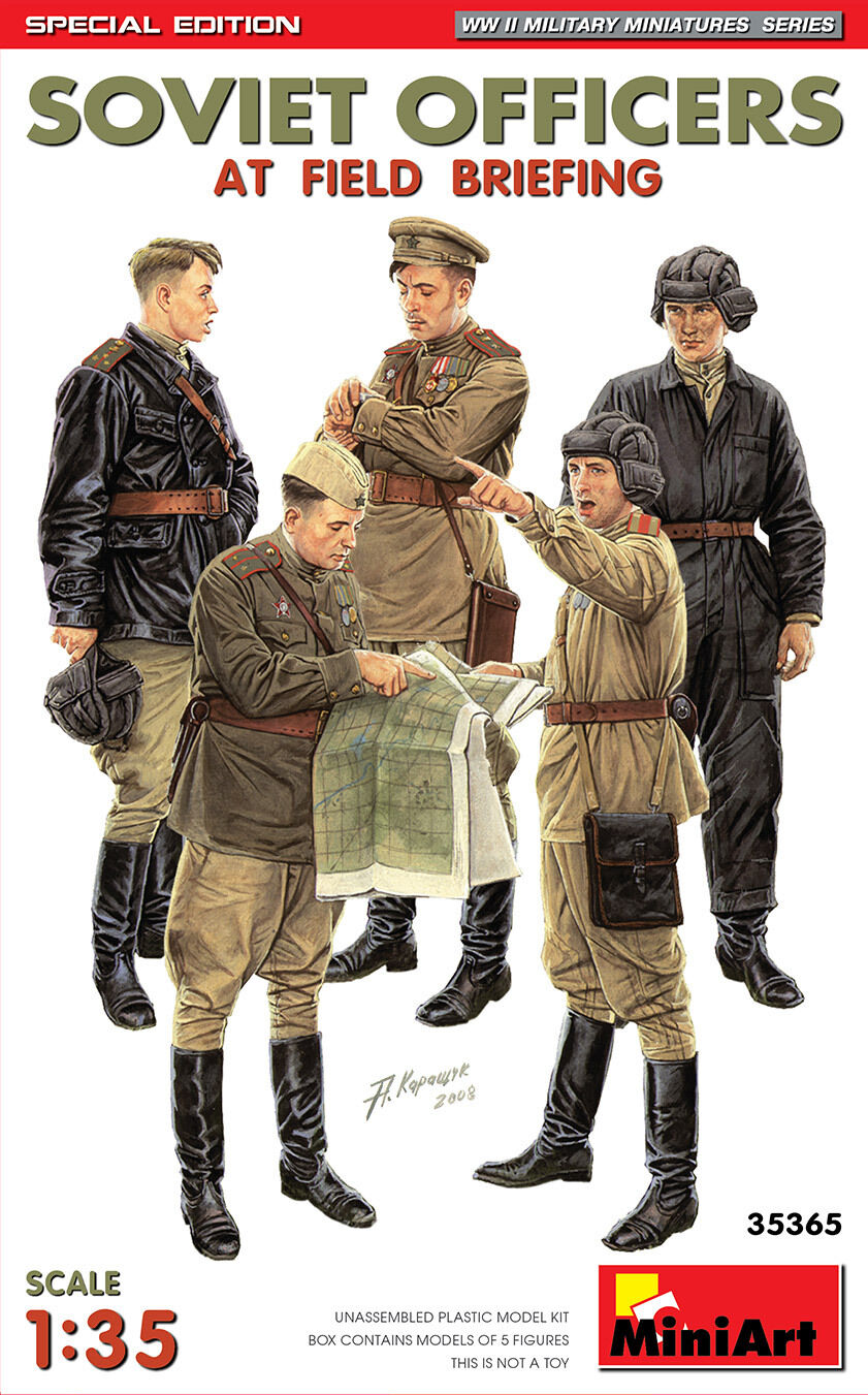 MiniArt 1/35 SOVIET OFFICERS AT FIELD BRIEFING. SPECIAL EDITION Plastic Model Kit