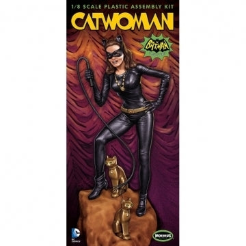 MO952 Moebius 1966 Catwoman Plastic Model Kit Moebius
