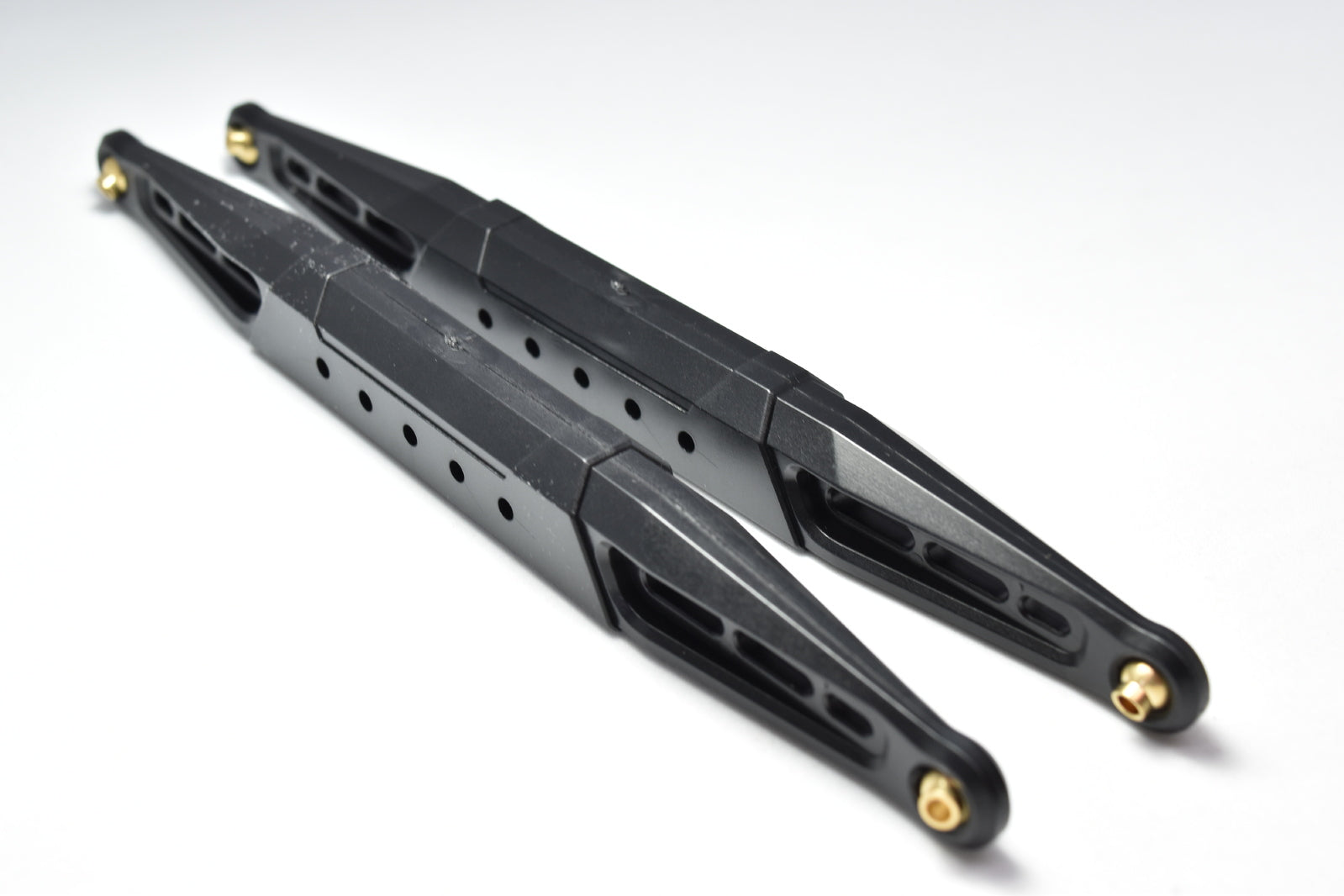 P10-016 Traling arm UDI