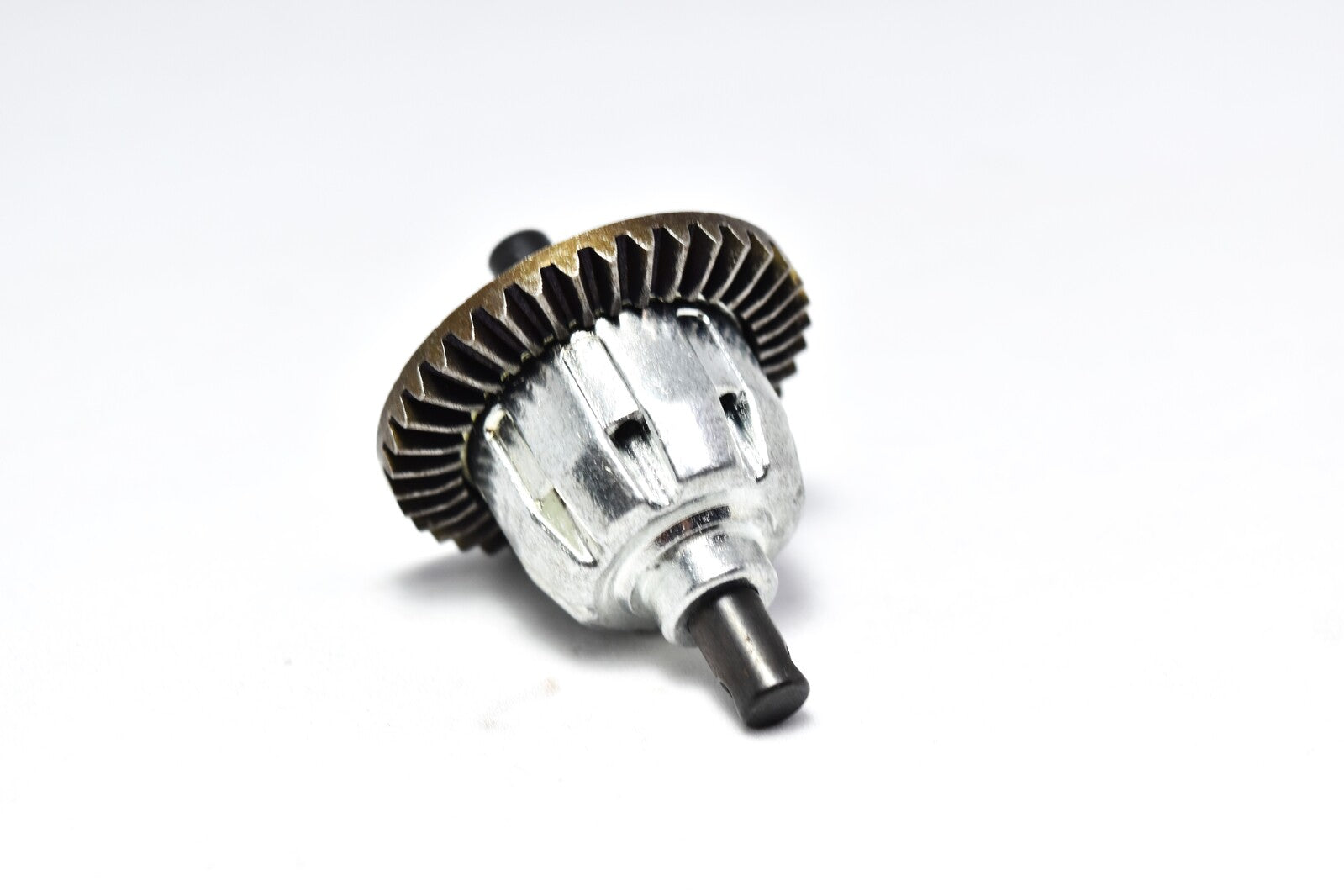 P10-051 Front differential assembly UDI