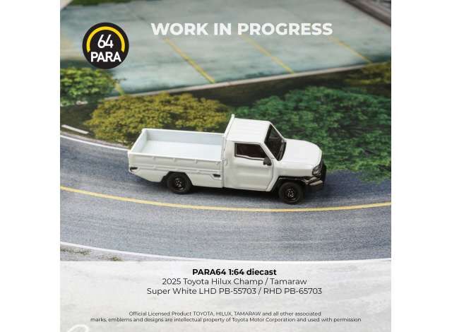 Para64 1/64 2025 Toyota Hilux Champ Tamaraw Super White RHD Diecast Model Car