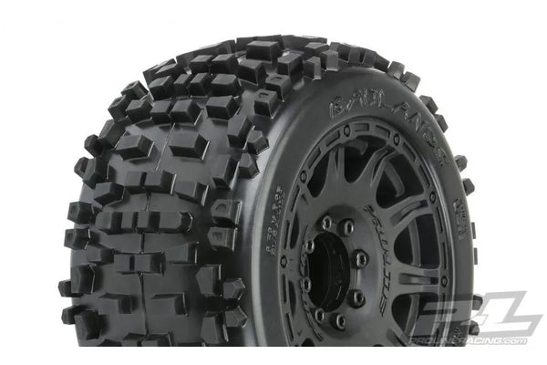 PRO117810 Proline Badlands 3.8in Tyres Mounted on Raid 8x32 17mm MT Wheels, F/R, PR1178-10