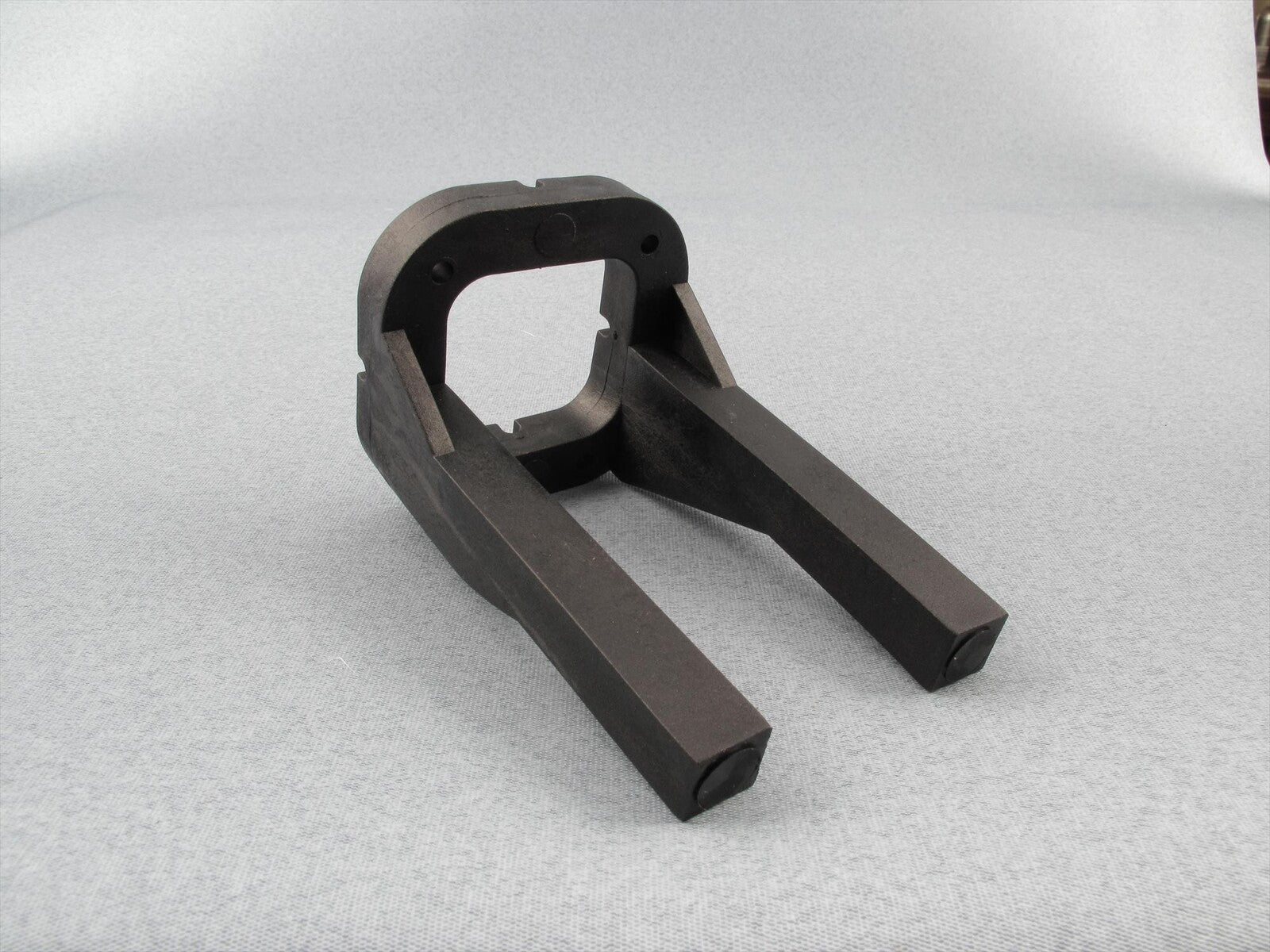 RAD-AA1510 Engine Mount Long 45/61 Radio Active