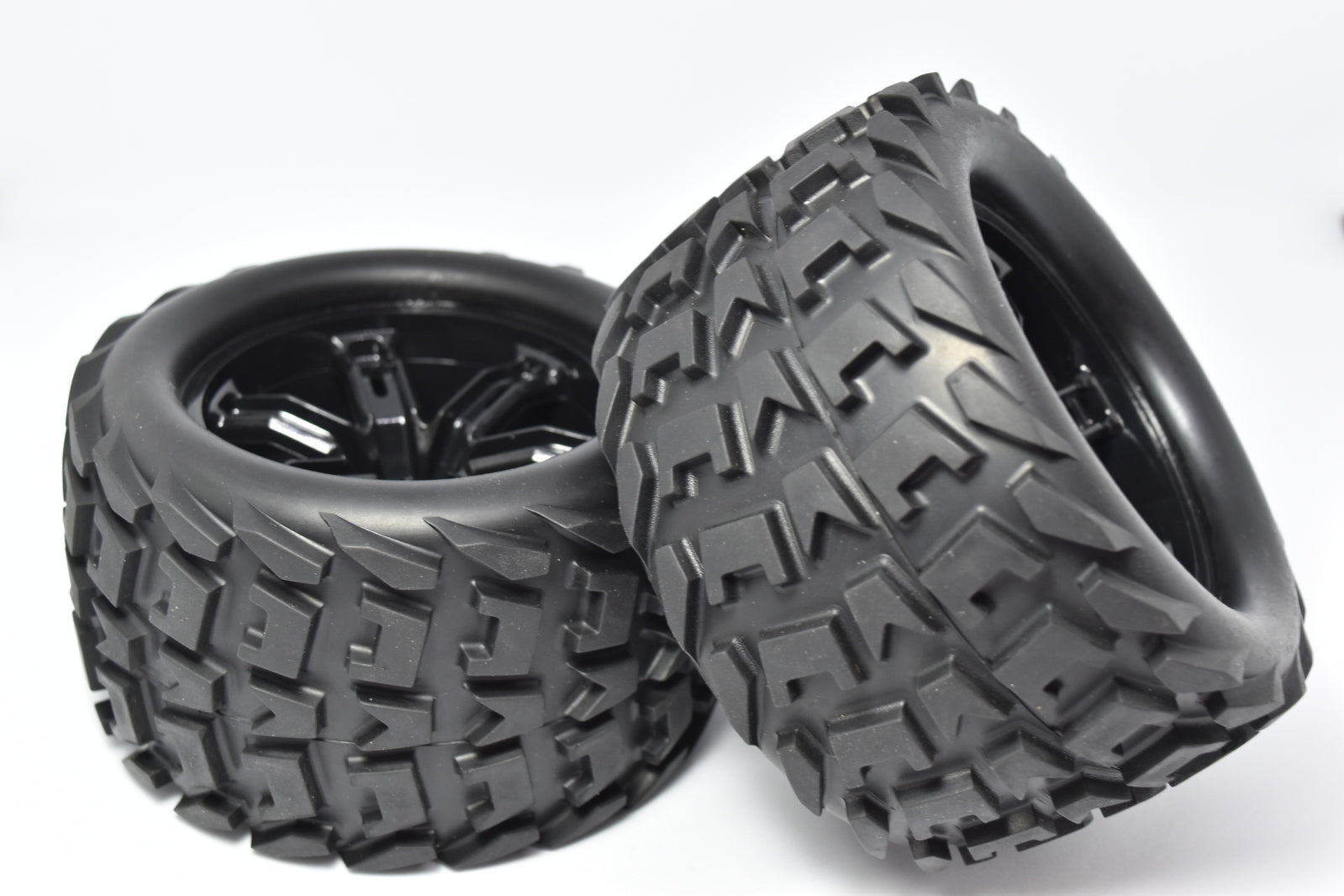 RH-10723 Tyre & Rim x 2 Cobra River Hobby