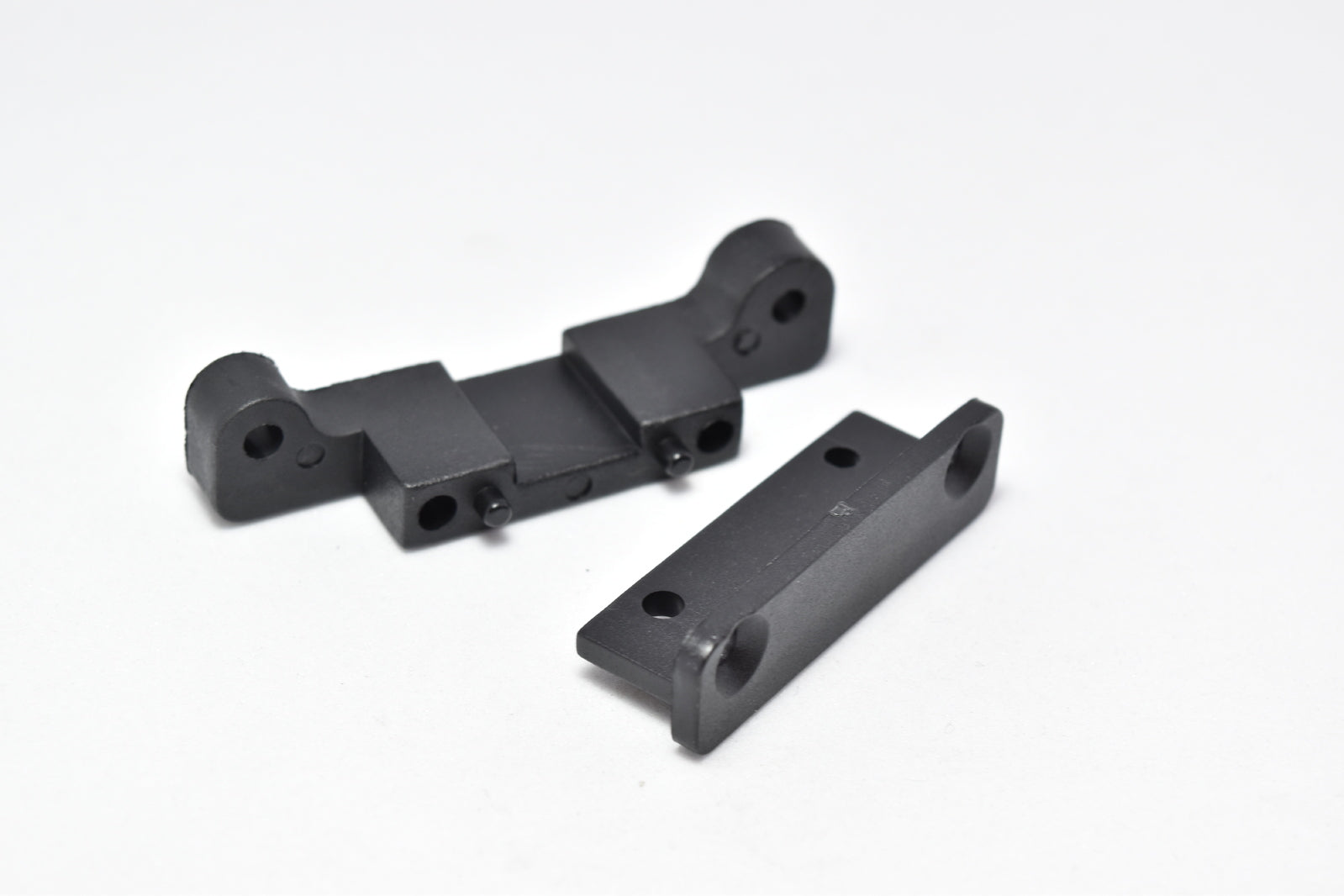 RH-85162 Suspension Holders River Hobby