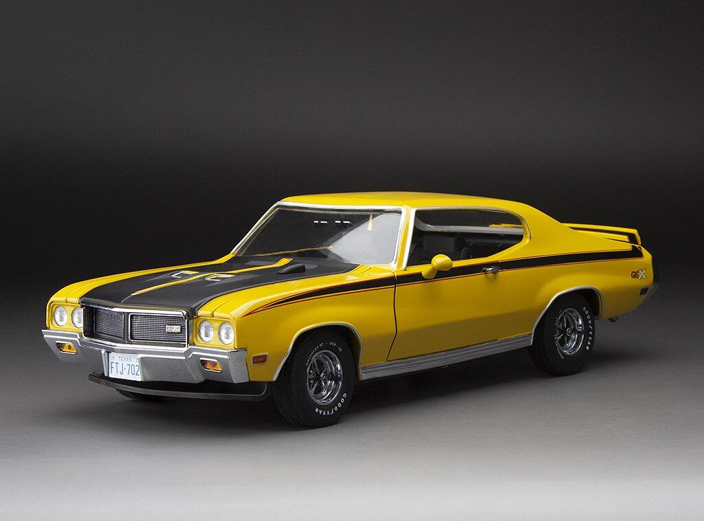Sun Star 1/18 1970 Buick GSX - Saturn Yellow