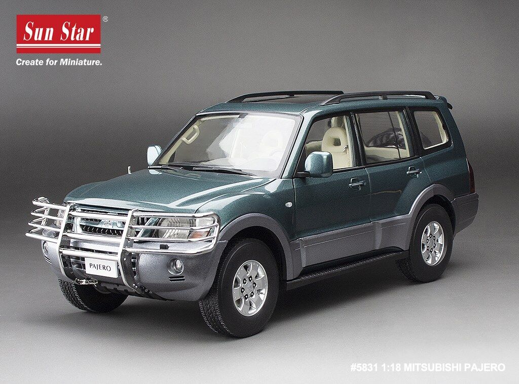 Sun Star 1/18 Mitsubishi Pajero V73 - Green Metallic (New Tooling)