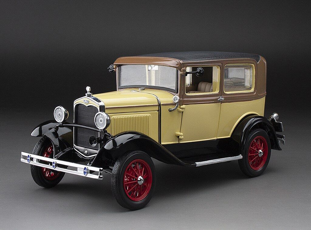 Sun Star 1/18 1931 Ford Model A Tudor - Bronson Yellow