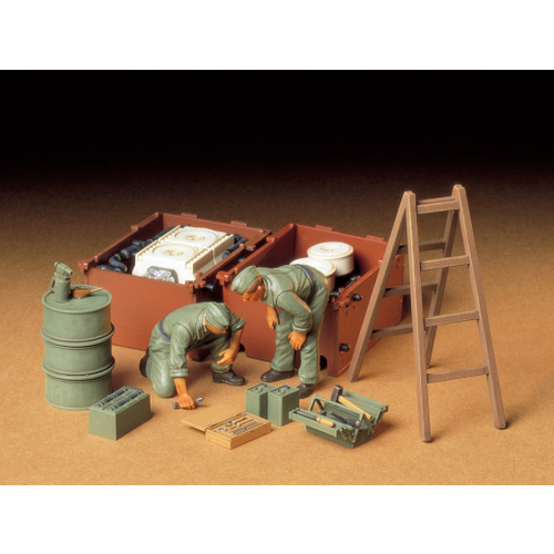 TAMIYA GER. ENGINE MAINTENANCE CREW Tamiya