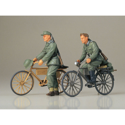 TAMIYA GERMAN SOLDIERS WITH BICYCLES Tamiya