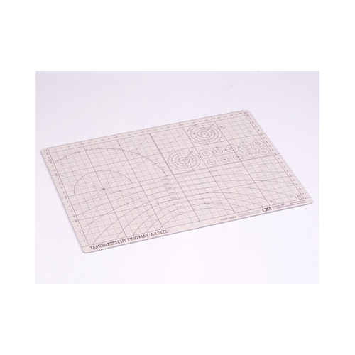 TAMIYA CUTTING MAT (A4/BEIGE)