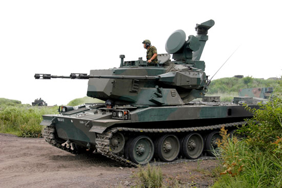 TR01599 Trumpeter 1/35 JGSDF TYPE 87 SPH Trumpeter