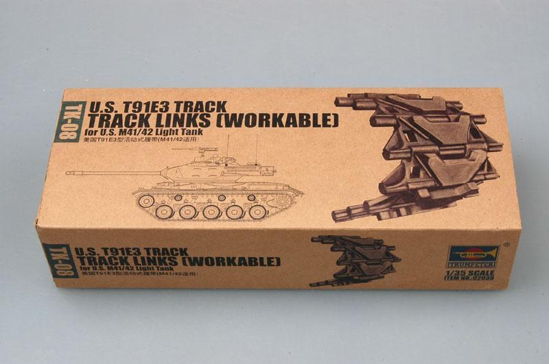 TR02038 Trumpeter 1/35 U.S. T91E3 track for U.S. M41/42 light tank Trumpeter