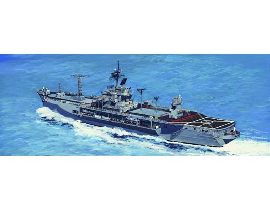 TR05719 Trumpeter 1/700 USS Mount Whitney LCC-20 1997