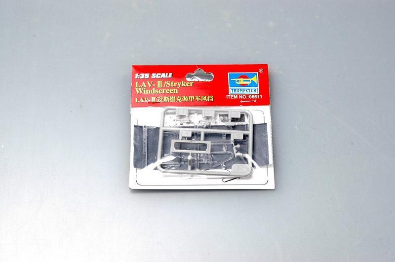 TR06611 Trumpeter 1/35 LAV-III / Stryker Windscreen Units Trumpeter