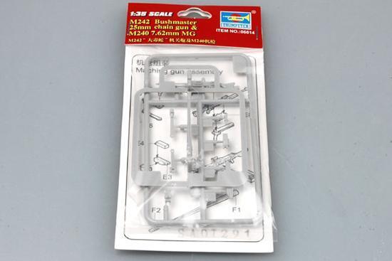 TR06614 Trumpeter 1/35 M242 Bushmaster 25mm chain gun & M240 7.62mm MG Trumpeter