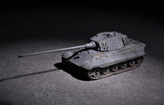 TR07160 Trumpeter 1/72 German King Tiger (Henschel turret) with 105mm kWh L/65 Trumpeter