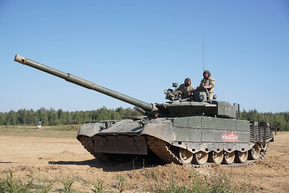 TR09587 Trumpeter 1/35 Russian T-80BVM MBT Plastic Model Kit Trumpeter