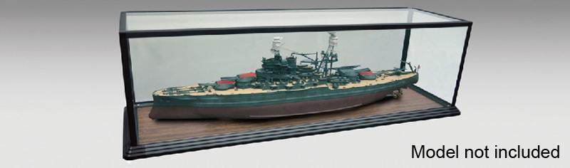 TR09845 Trumpeter Glass Showcase - Length: 1.0m Trumpeter
