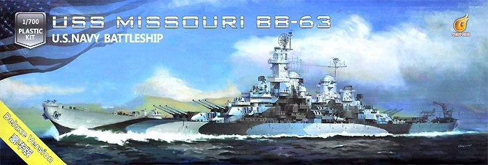 Very Fire 1/700 USS Missouri BB-63 Battleship (Deluxe Edition) Plastic Model Kit VF700909DX