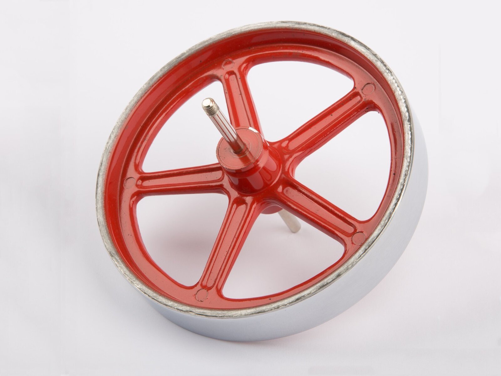 Wilesco Flywheel. 100 mm Diameter. With Axle (D20.24) WSP1690