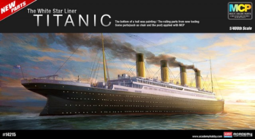 Academy 14215 1/400 The White Star Liner Titanic MCP Plastic Model Kit