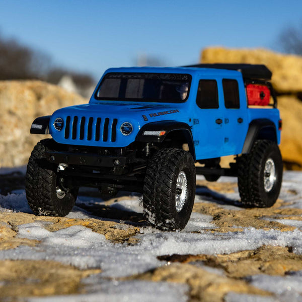 AXIAL 1/24 SCX24 Jeep JT Gladiator 4WD Rock Crawler Brushed RTR, Blue AXI00005T2
