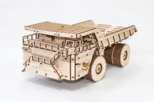 Model with rubber band engine, opening body and doors, visual engine system Eco-Woodart